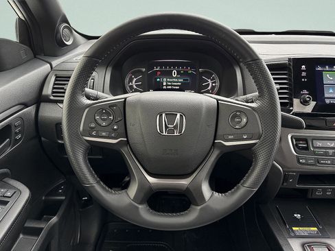 Certified 2025 Honda Passport EX-L image 20