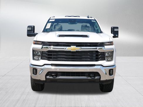 New 2026 Chevrolet Silverado 2500 LT AWD/4WD image 8