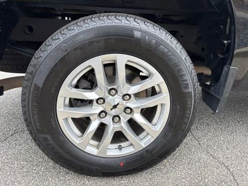 Used 2022 Chevrolet Silverado 1500 RST RWD image 9