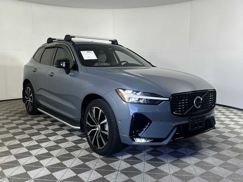 Used 2023 Volvo XC60 B5 Plus w/ Climate Package image 2