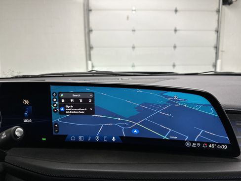 Used 2024 Cadillac XT4 Sport image 36