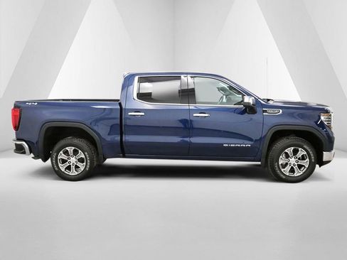 Used 2023 GMC Sierra 1500 SLT image 8