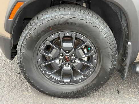 Used 2023 Nissan Frontier Pro-X w/ Pro-X Premium Package image 10