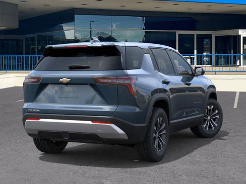 New 2026 Chevrolet Equinox LT w/ Convenience Package II image 4