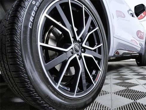 Used 2022 Audi SQ5 Premium Plus image 9