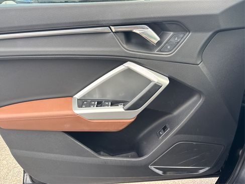 Used 2021 Audi Q3 2.0T Premium Plus w/ Premium Plus Package image 23