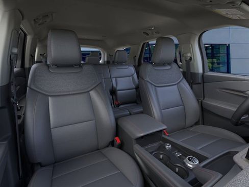 New 2026 Ford Explorer Active image 10