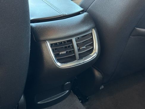 Used 2024 Chevrolet Malibu LT FWD image 13