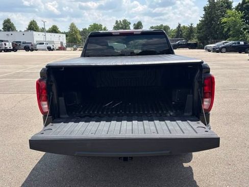 Used 2024 GMC Sierra 1500 SLE AWD/4WD image 5