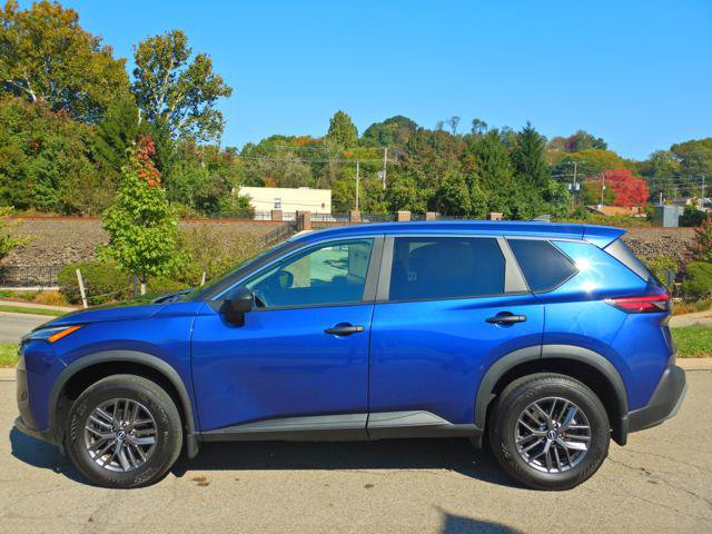 Used 2023 Nissan Rogue S AWD/4WD image 9