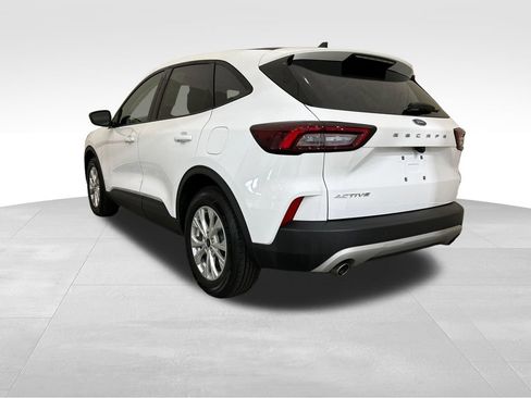 Used 2025 Ford Escape Active FWD image 3