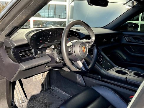Used 2021 Porsche Taycan 4S image 14