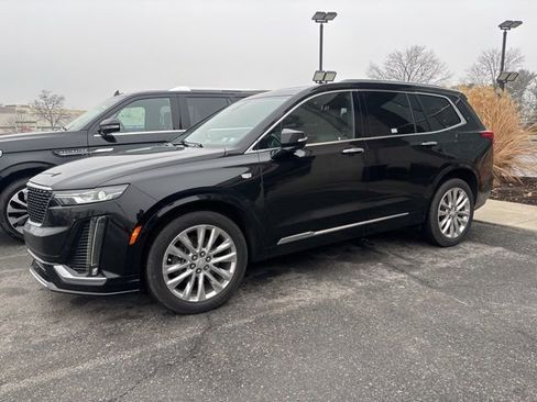 Used 2020 Cadillac XT6 Premium Luxury image 1