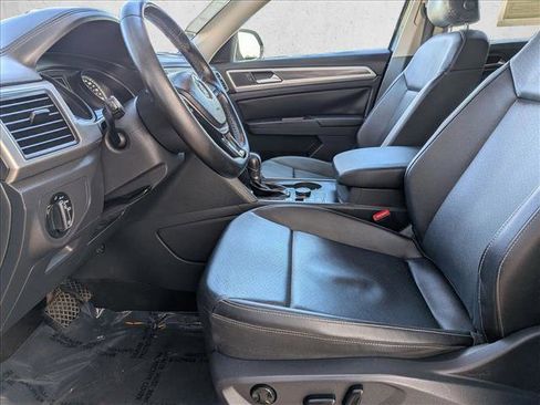Used 2018 Volkswagen Atlas SE image 11