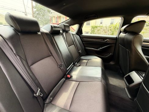Used 2022 Honda Accord Sport image 21