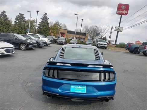 Used 2018 Ford Mustang Premium w/ Equipment Group 201A image 7