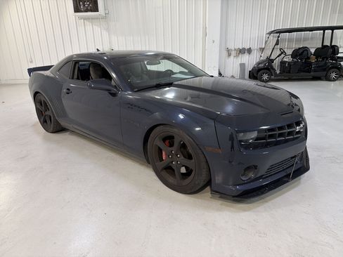 Used 2013 Chevrolet Camaro SS w/ RS Package image 7