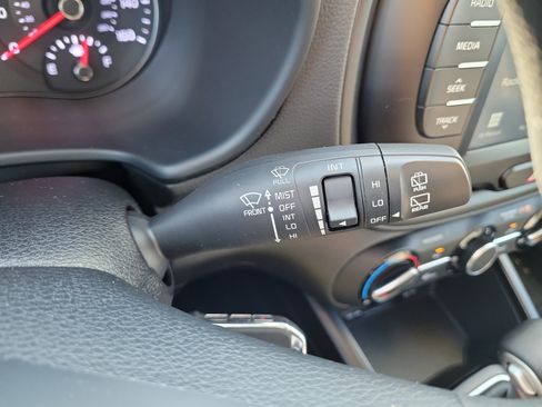 Certified 2021 Kia Soul LX FWD image 30