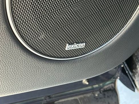 Used 2023 Genesis GV70 2.5T w/ Sport Prestige Package image 15