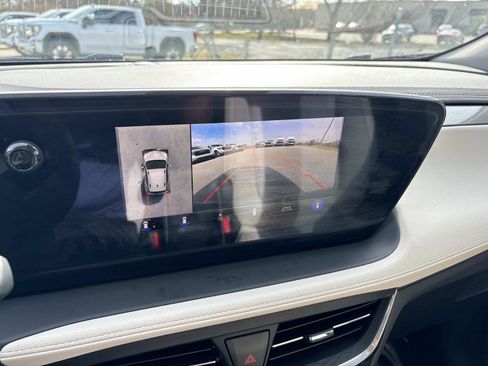 Certified 2024 Buick Encore GX Preferred w/ Comfort Package image 22