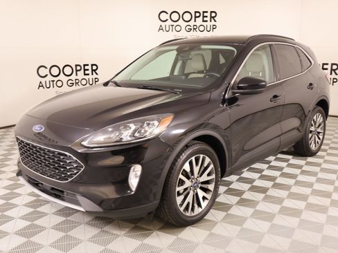 Used 2022 Ford Escape Titanium AWD/4WD image 11
