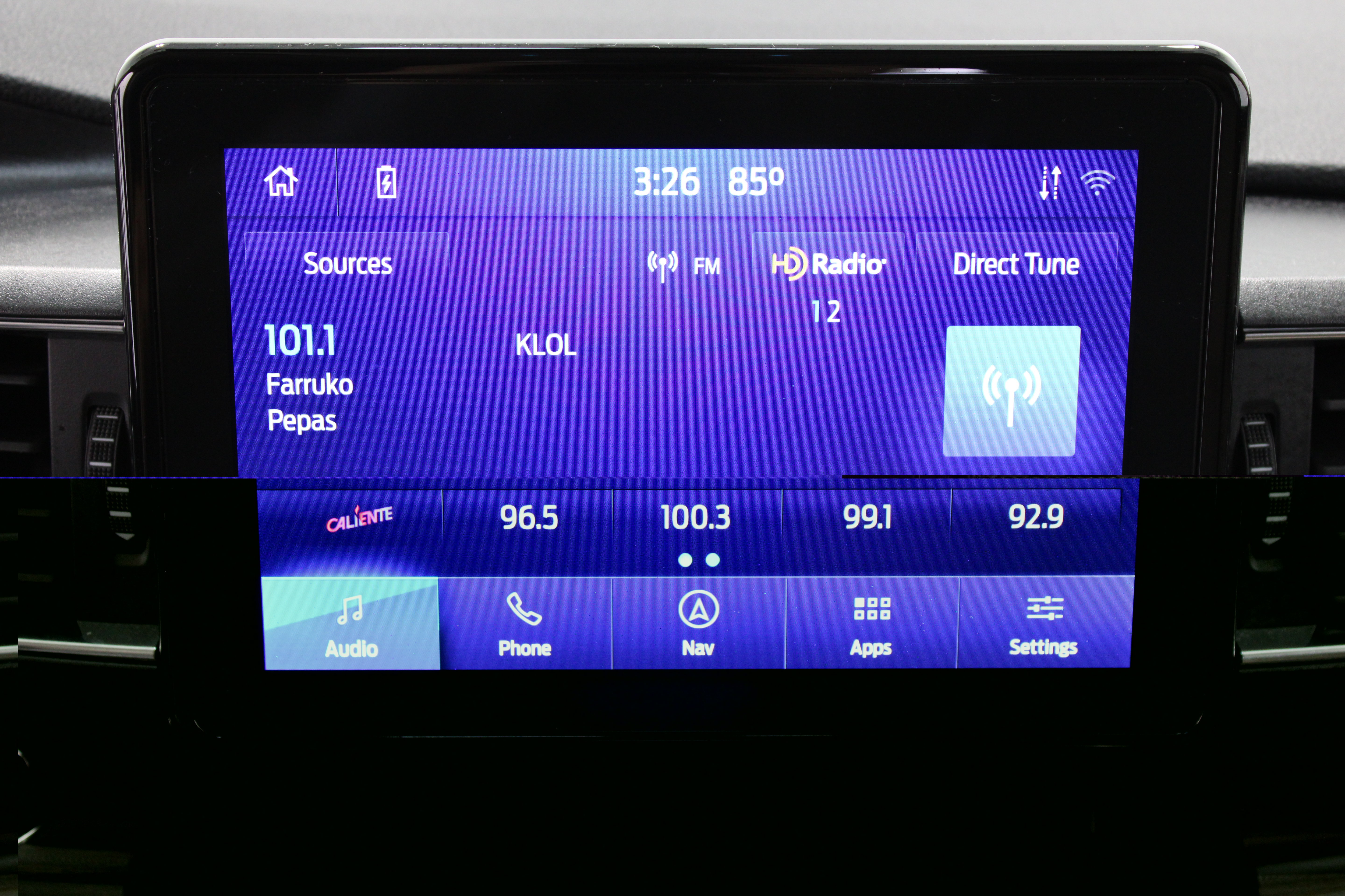 Used 2021 Ford Explorer Limited w/ Equipment Group 301A RWD image 19