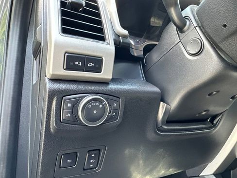 Used 2021 Ford F250 Lariat AWD/4WD image 29