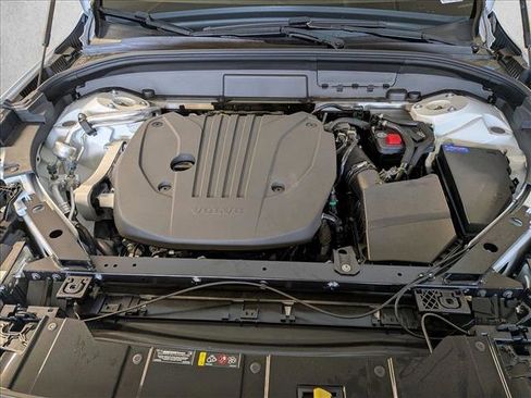 New 2026 Volvo XC60 B5 Plus w/ Climate Package image 19