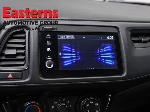 Used 2022 Honda HR-V Sport image 17