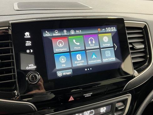 Used 2022 Honda Pilot Touring image 9