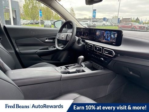 New 2026 Nissan Sentra SR w/ SR Premium Package FWD image 10
