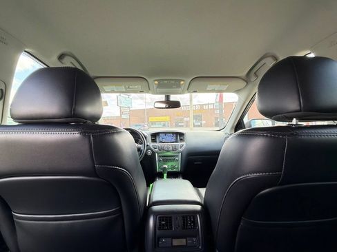 Used 2020 Nissan Pathfinder SL AWD/4WD image 14