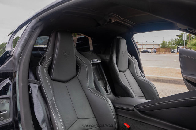 Used 2024 Chevrolet Corvette Z06 RWD image 19