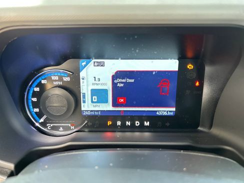 Used 2023 Ford Bronco Badlands AWD/4WD image 16