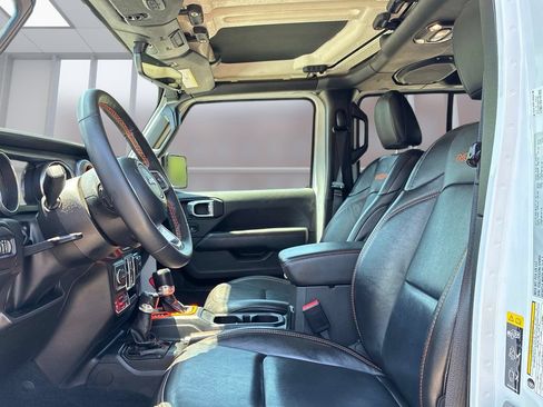 Used 2022 Jeep Gladiator Mojave w/ LED Lighting Group AWD/4WD image 25