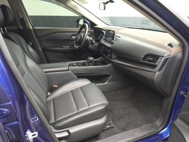 Used 2023 Nissan Rogue SV w/ SV Premium B Package AWD/4WD image 28