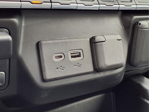 Used 2020 Chevrolet Silverado 1500 RST w/ All-Star Edition image 25