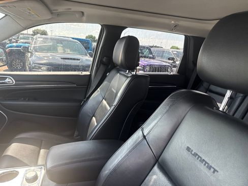 Used 2018 Jeep Grand Cherokee Summit w/ Platinum Series Group AWD/4WD image 11