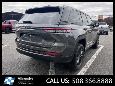 New 2025 Jeep Grand Cherokee Limited image 5