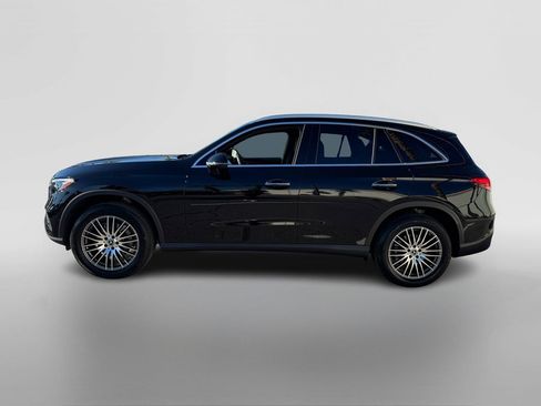 Certified 2025 Mercedes-Benz GLC 300 image 2