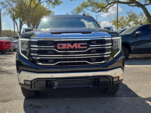 Used 2024 GMC Sierra 1500 SLT w/ SLT Premium Plus Package image 2