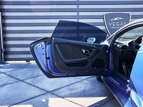 Used 2023 Lamborghini Huracan Tecnica image 34