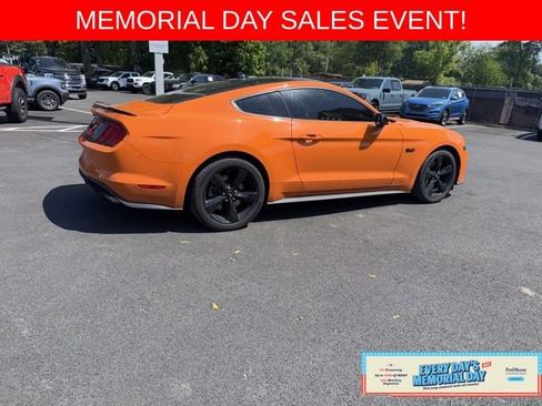Used 2021 Ford Mustang GT Premium w/ Equipment Group 401A RWD image 8