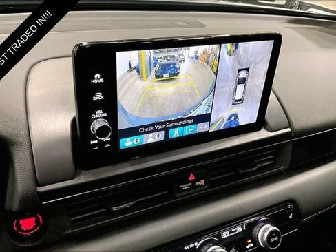 Used 2023 Honda Pilot TrailSport image 22