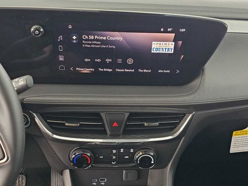 Used 2024 Buick Encore GX Preferred w/ Advanced Technology Package image 53