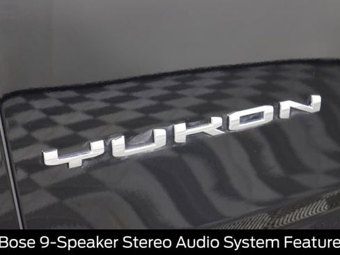 Used 2021 GMC Yukon XL SLT w/ SLT Premium Package image 21