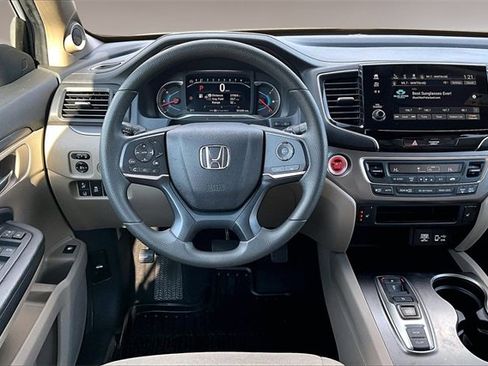 Used 2021 Honda Pilot EX image 8