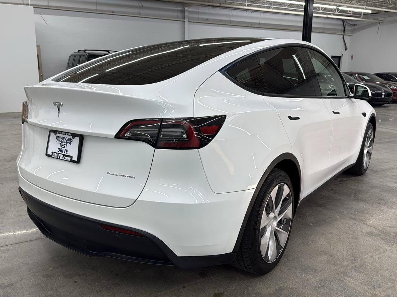 Used 2023 Tesla Model Y Long Range AWD/4WD image 7