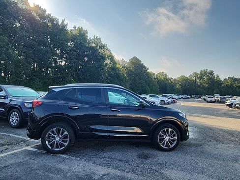 Used 2021 Buick Encore GX Select w/ Sport Touring Package FWD image 6