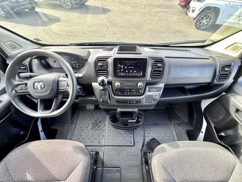 Used 2023 RAM ProMaster 2500 image 16